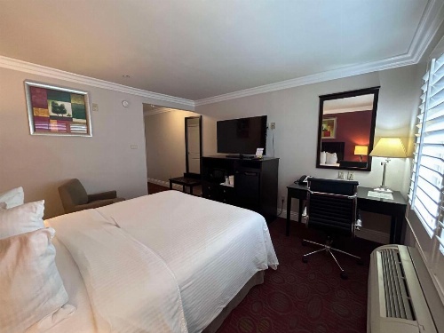 Best Western Burbank Airport Inn image 24
